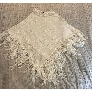 Girls Cable‎ Knit Sweater Poncho One Size Cream Fringe Edge Unique Cable Design
